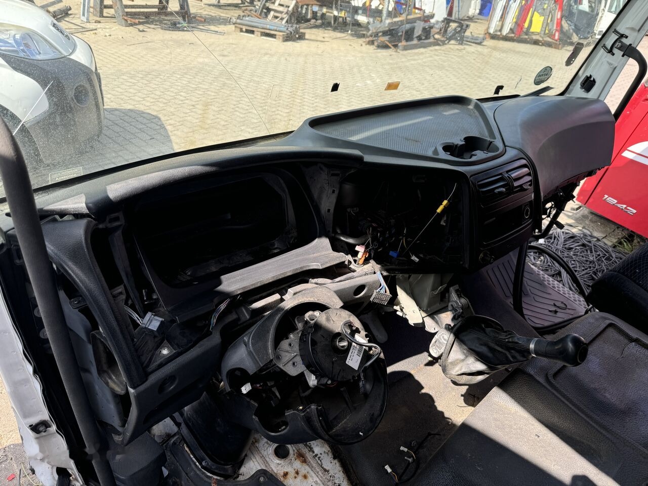 Mercedes-Benz ATEGO III E6 - Приборная панель для Грузовиков: фото 1 Mercedes-Benz ATEGO III E6 - Приборная панель для Грузовиков: фото 1