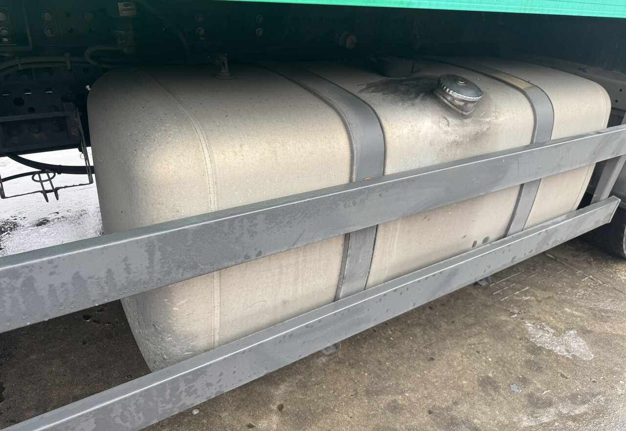 Mercedes-Benz Actros MP4 Antos - Топливный бак для Грузовиков: фото 1