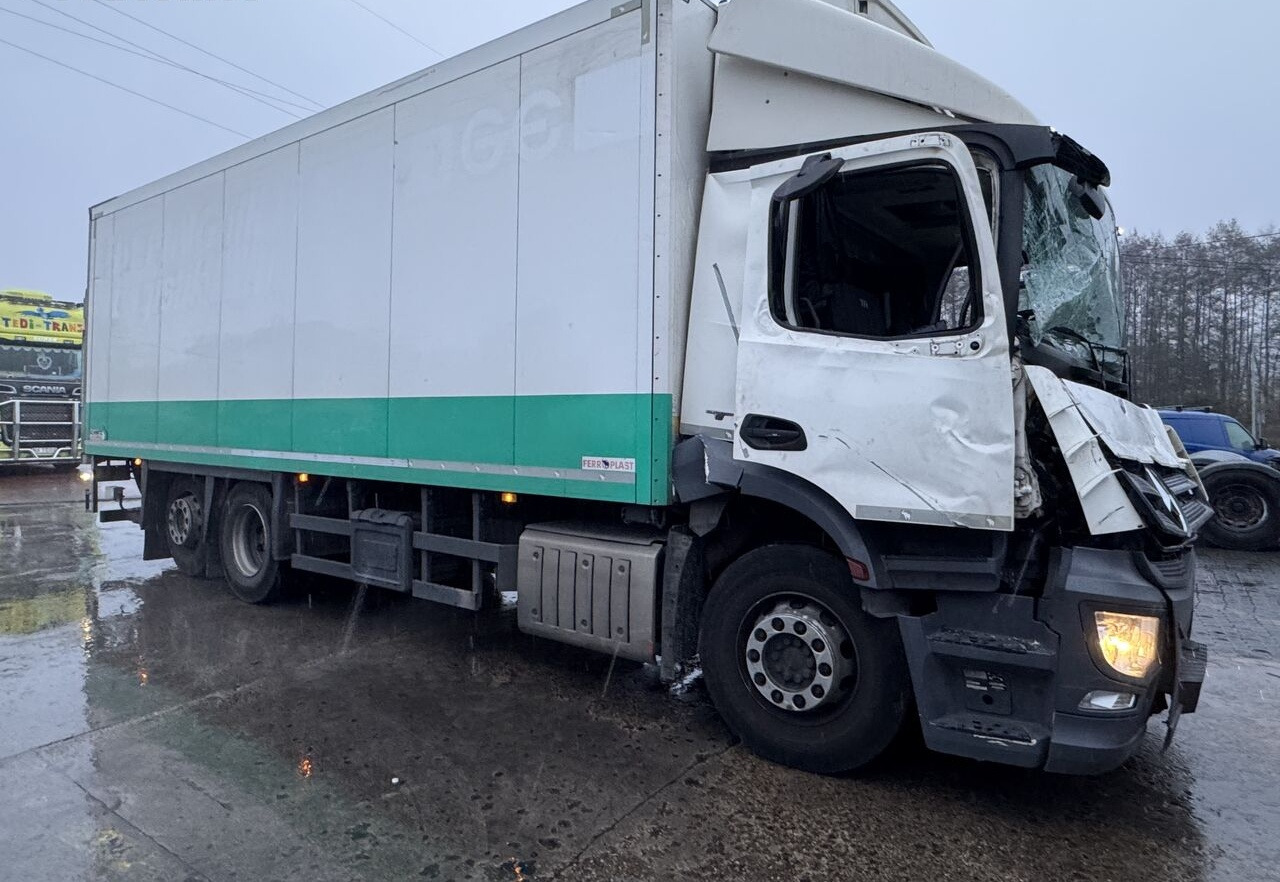 Zabudowa Kontener Chłodnia Schmitz Mercedes Iveco Man Volvo Schmitz Cargobull Mercedes-Benz Antos - Кузов и экстерьер для Грузовиков: фото 1 Zabudowa Kontener Chłodnia Schmitz Mercedes Iveco Man Volvo Schmitz Cargobull Mercedes-Benz Antos - Кузов и экстерьер для Грузовиков: фото 1