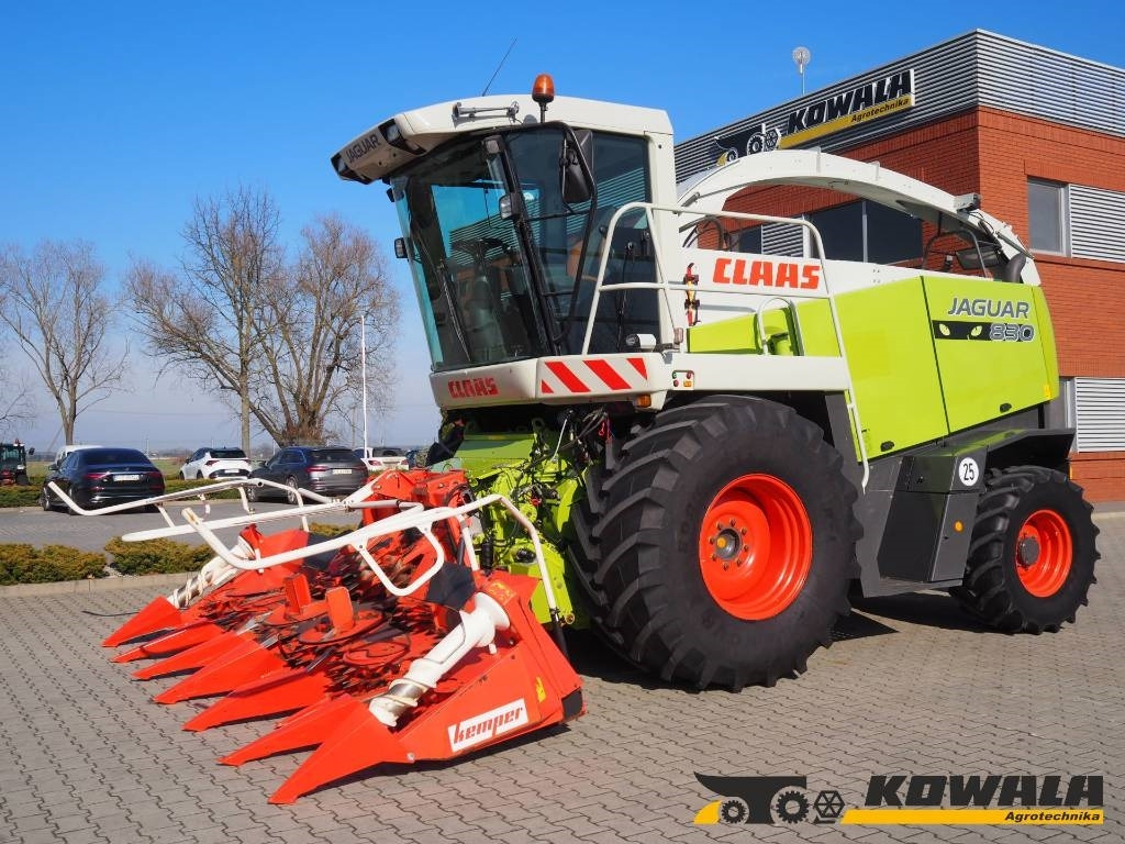 Claas Jaguar 830 4WD + Kemper 345 - Кормоуборочный комбайн: фото 1 Claas Jaguar 830 4WD + Kemper 345 - Кормоуборочный комбайн: фото 1