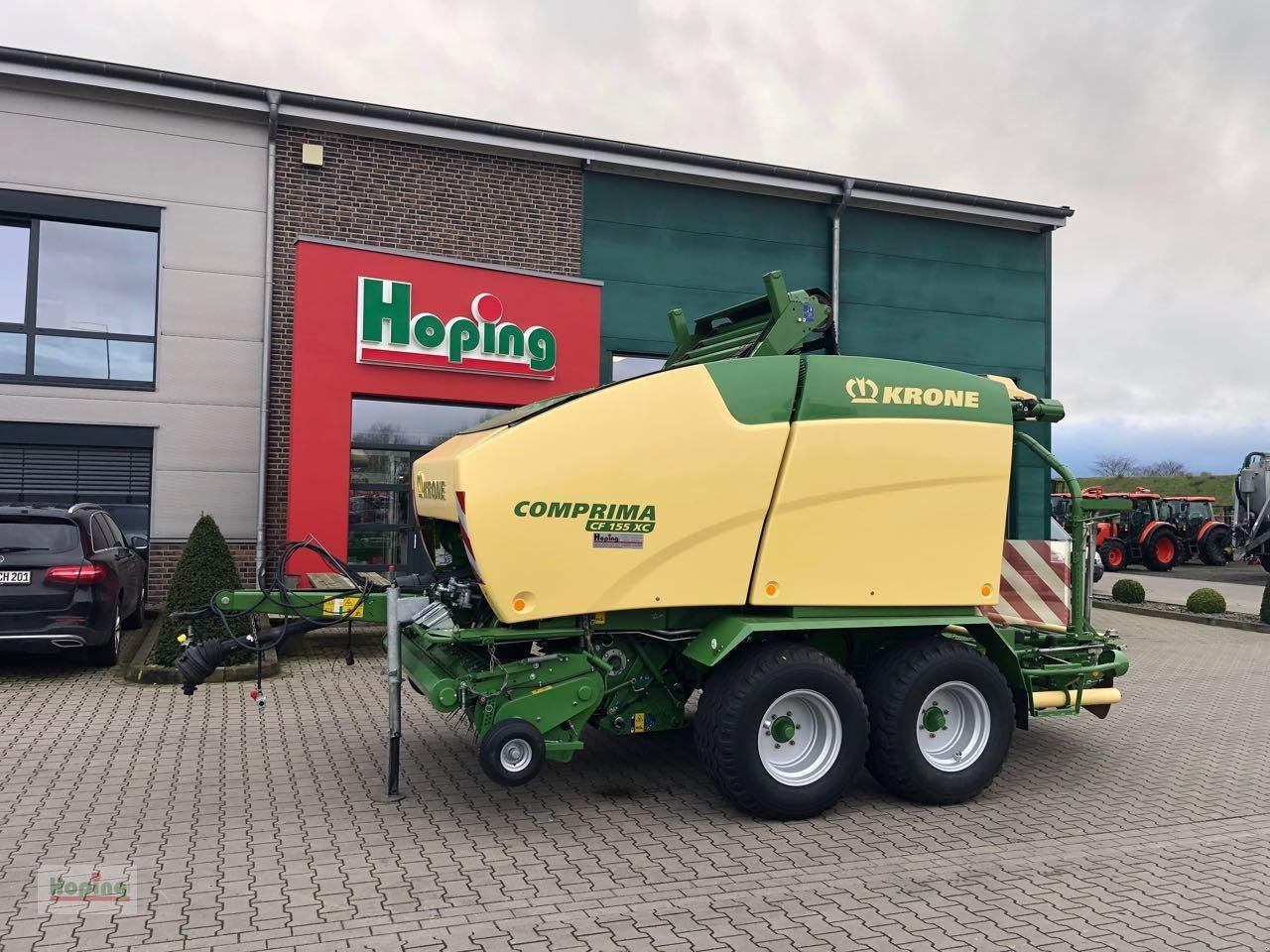 Krone Comprima CF 155 XC - Пресс-подборщик рулонный: фото 1 Krone Comprima CF 155 XC - Пресс-подборщик рулонный: фото 1