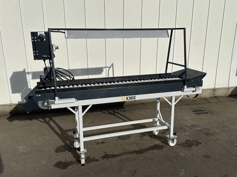 KMK T2004 - Сельскохозяйственная техника: фото 1