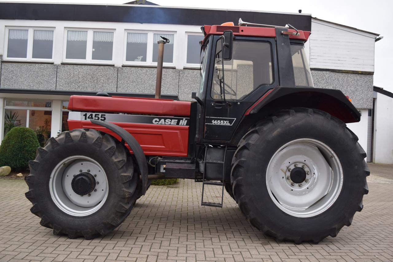 Case-IH 1455 XL A - Трактор: фото 2 Case-IH 1455 XL A - Трактор: фото 2