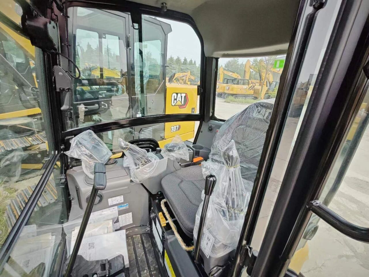 Caterpillar 302CR NEW в лизинг Caterpillar 302CR NEW: фото 12