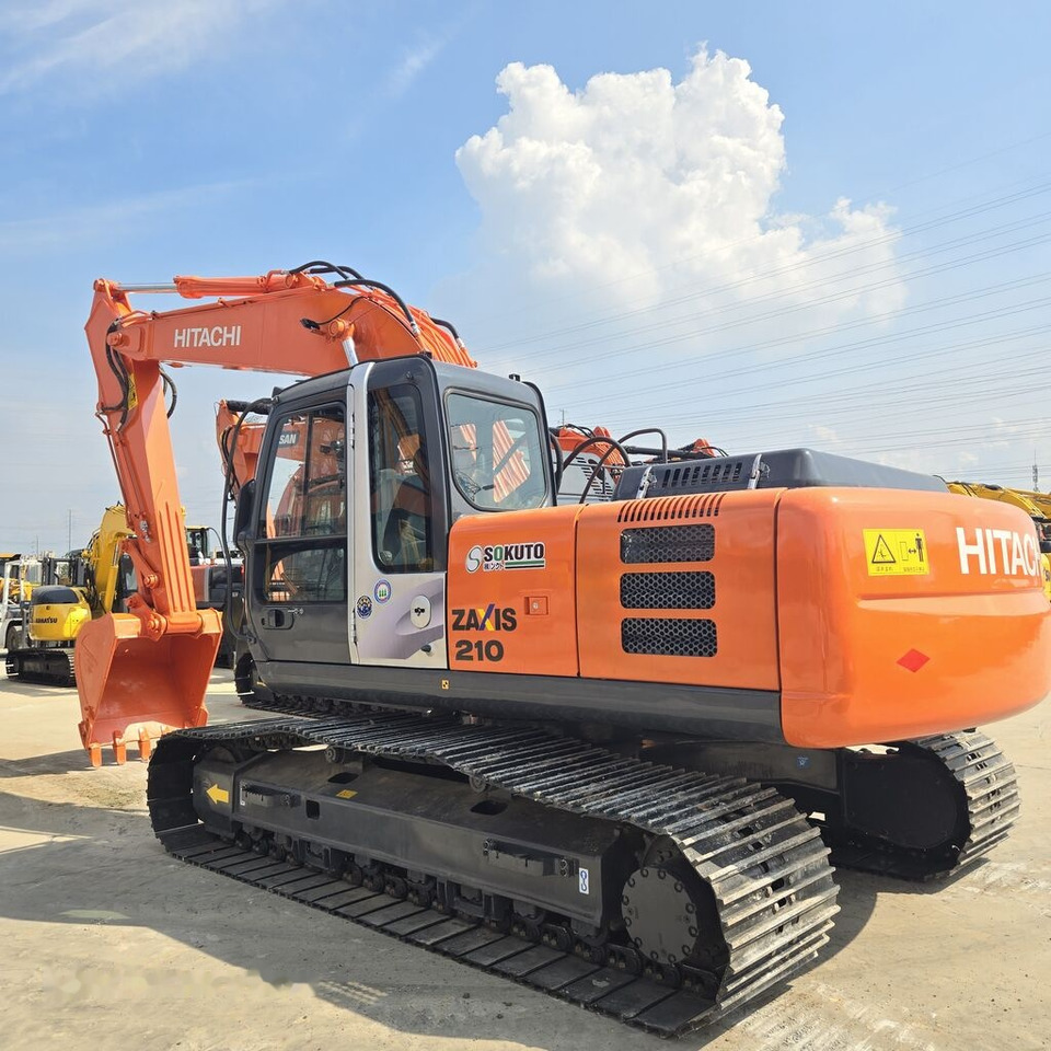 Hitachi ZX210 - Гусеничный экскаватор: фото 2 Hitachi ZX210 - Гусеничный экскаватор: фото 2