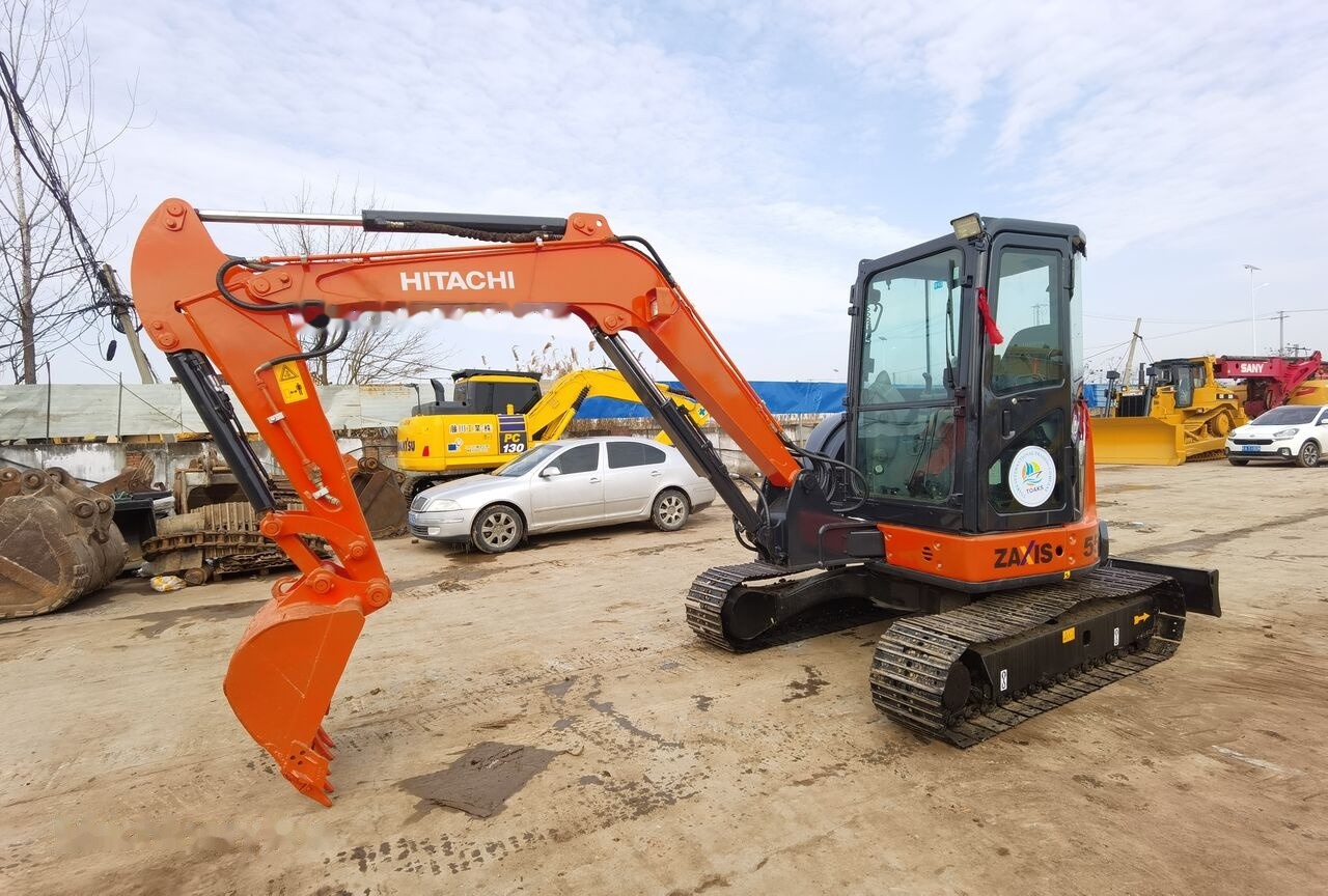 Hitachi ZX55 - Мини-экскаватор: фото 1