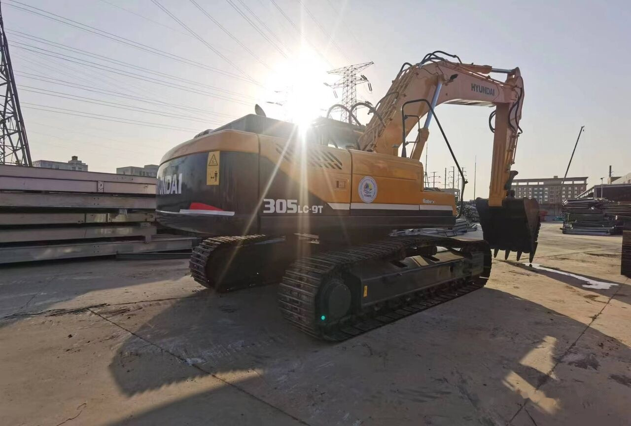 Hyundai R305LC - Гусеничный экскаватор: фото 1