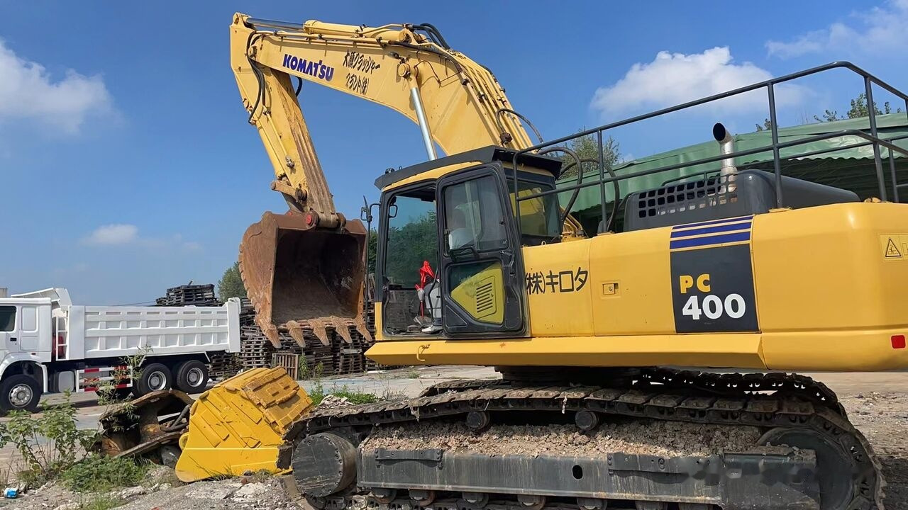 Komatsu PC400-7 - Гусеничный экскаватор: фото 1 Komatsu PC400-7 - Гусеничный экскаватор: фото 1