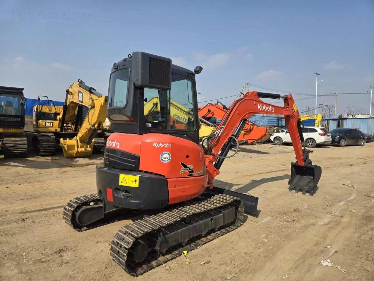 Kubota U35 - Мини-экскаватор: фото 1 Kubota U35 - Мини-экскаватор: фото 1