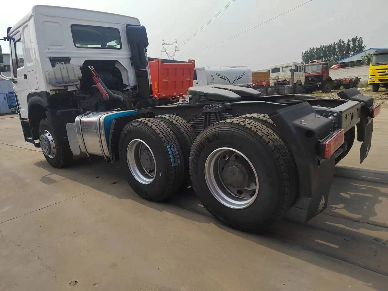 Sinotruk Howo 420 - Тягач: фото 5 Sinotruk Howo 420 - Тягач: фото 5