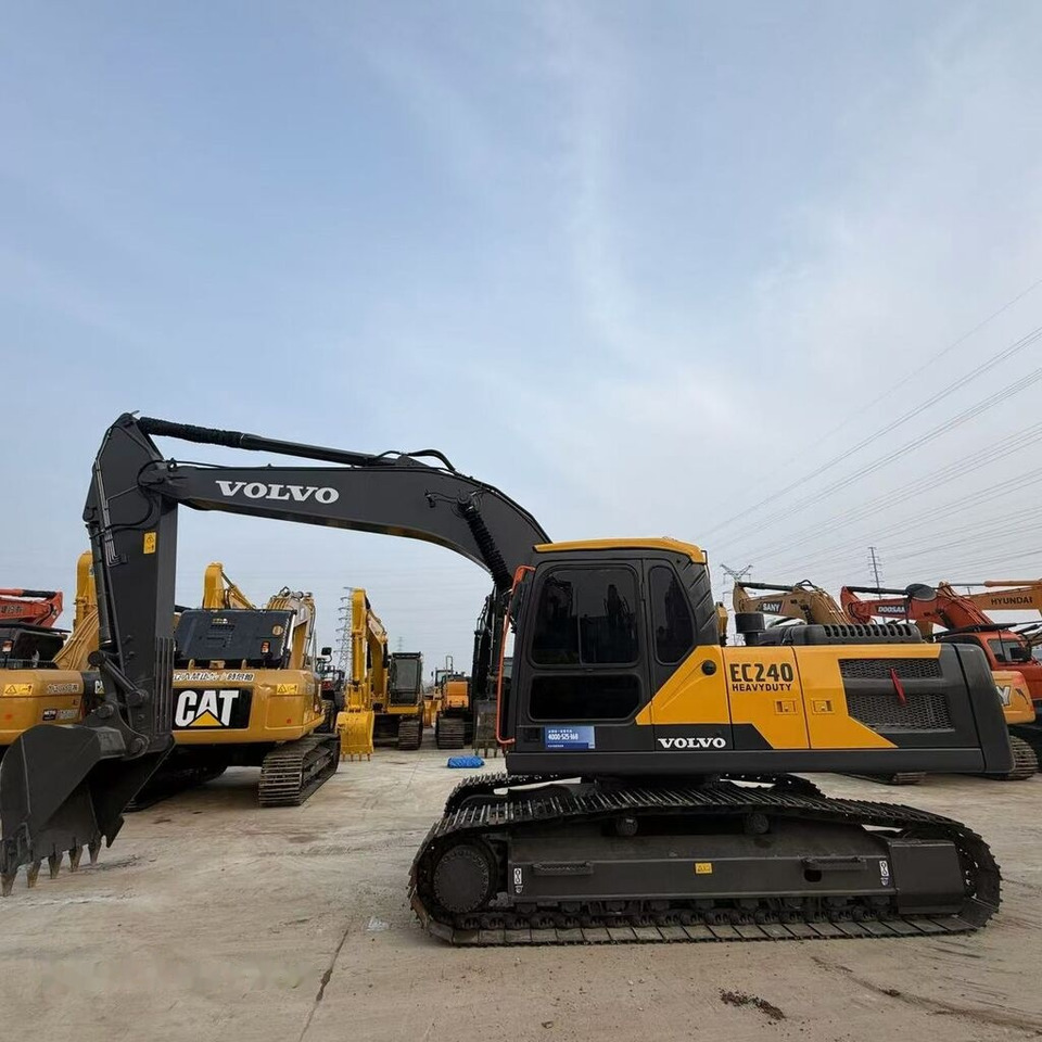 Volvo EC240 - Гусеничный экскаватор: фото 3 Volvo EC240 - Гусеничный экскаватор: фото 3