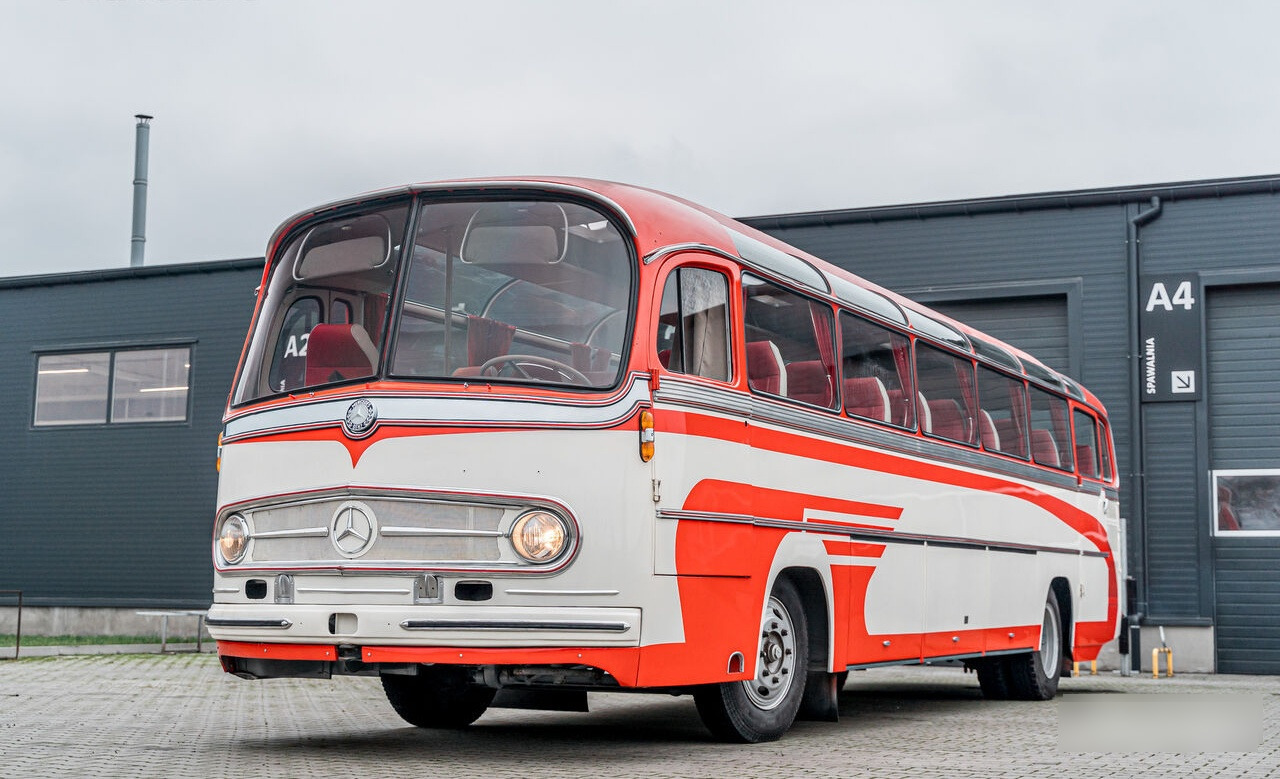 Mercedes-Benz 0321 HL - Пригородный автобус: фото 1