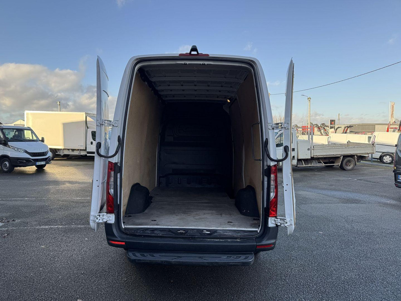 Mercedes Sprinter 315 CDI 37 3T5 PRO - Цельнометаллический фургон: фото 3 Mercedes Sprinter 315 CDI 37 3T5 PRO - Цельнометаллический фургон: фото 3