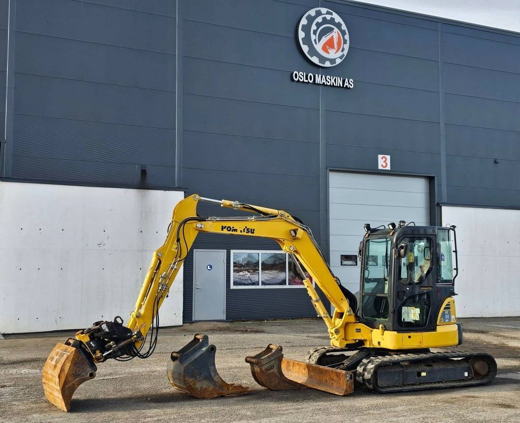 Komatsu PC 55 MR-3 - Гусеничный экскаватор: фото 1 Komatsu PC 55 MR-3 - Гусеничный экскаватор: фото 1