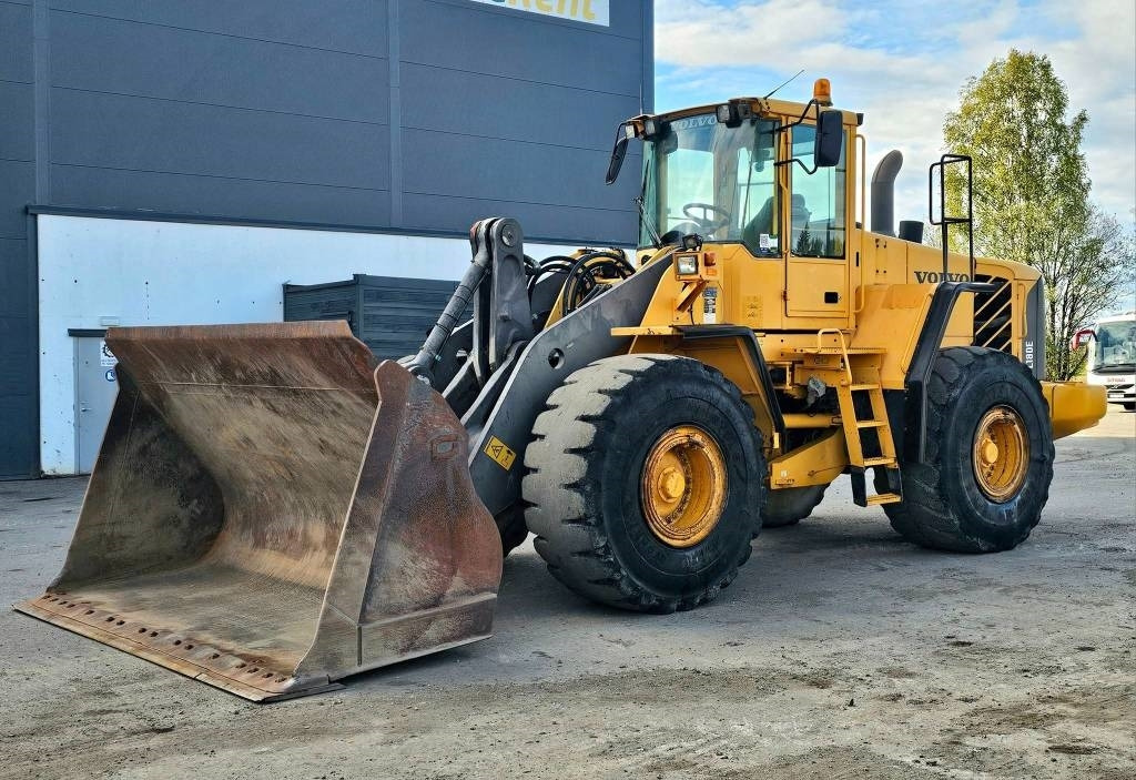 Volvo L 180 E - Колёсный погрузчик: фото 2 Volvo L 180 E - Колёсный погрузчик: фото 2