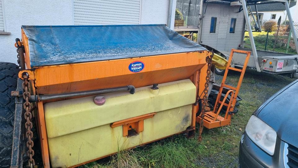 Küpper Weisser Salzstreuer Salzsilo FS 30 Winterdienst Schmidt für Unimog - Разбрасыватель песка/ Соли: фото 1 Küpper Weisser Salzstreuer Salzsilo FS 30 Winterdienst Schmidt für Unimog - Разбрасыватель песка/ Соли: фото 1