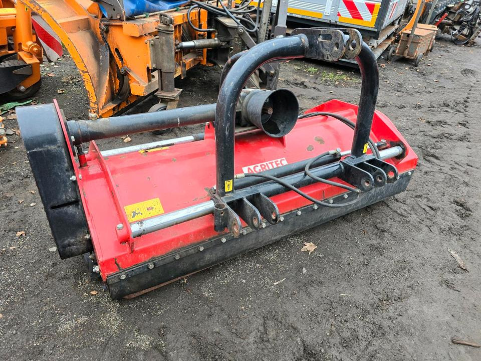 Mulchgerät 160cm Mulchmäher Frontmulchgerät Mulcher Querverschiebung Traktor Kleintraktor Iseki Kubota Seppi - Косилка-измельчитель/ Мульчер: фото 1 Mulchgerät 160cm Mulchmäher Frontmulchgerät Mulcher Querverschiebung Traktor Kleintraktor Iseki Kubota Seppi - Косилка-измельчитель/ Мульчер: фото 1