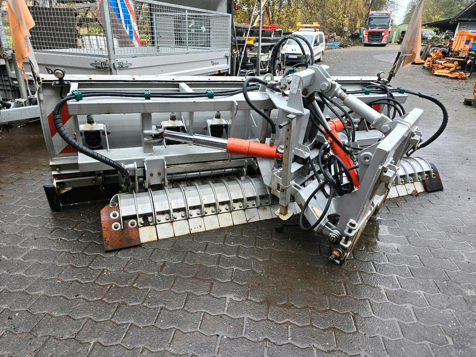 Springer SSL 2902-3 Schneepflug Schneeschild Schneeschieber Unimog 405 U300 400 500 423 427 Schmidt Beilhack Mercedes-Benz - Отвал для снега: фото 1 Springer SSL 2902-3 Schneepflug Schneeschild Schneeschieber Unimog 405 U300 400 500 423 427 Schmidt Beilhack Mercedes-Benz - Отвал для снега: фото 1