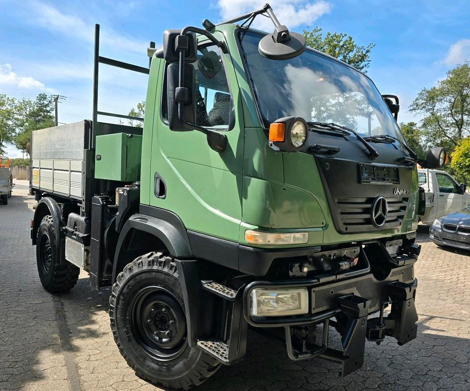 Самосвал Unimog 405 U20 Mercedes-Benz U 20 300 400 290 500 318 218