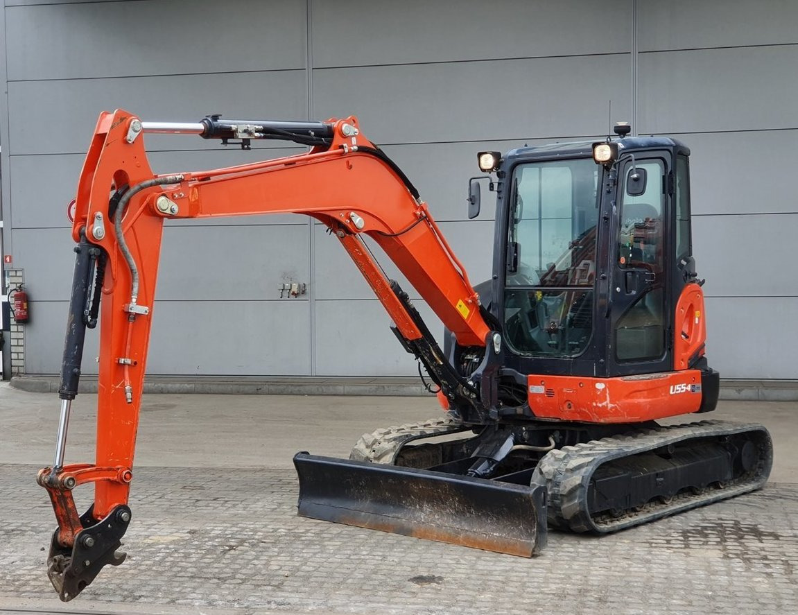 Kubota U55-4 - Экскаватор: фото 1 Kubota U55-4 - Экскаватор: фото 1