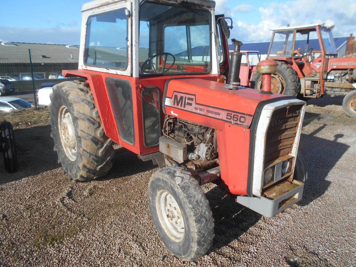 Massey Ferguson 560 - Трактор: фото 1 Massey Ferguson 560 - Трактор: фото 1