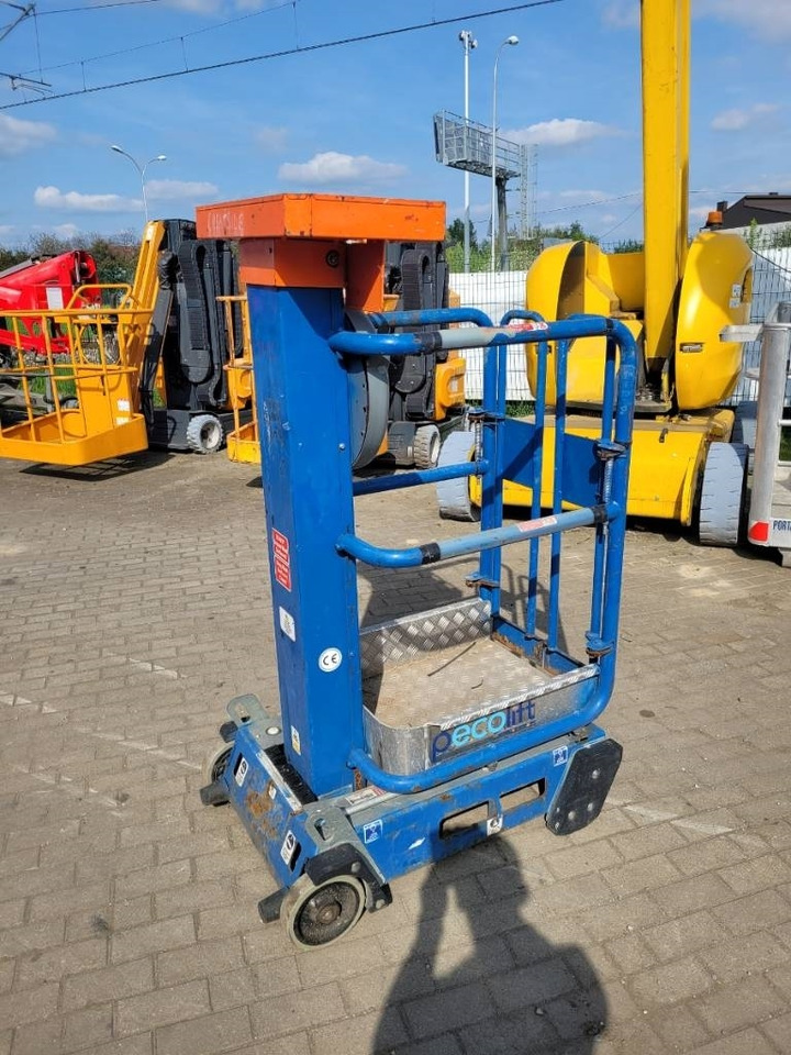 Power Peco Lift - 3,5 m vertical mast lift jlg push arou - Вертикальный мачтовый подъемник: фото 1 Power Peco Lift - 3,5 m vertical mast lift jlg push arou - Вертикальный мачтовый подъемник: фото 1