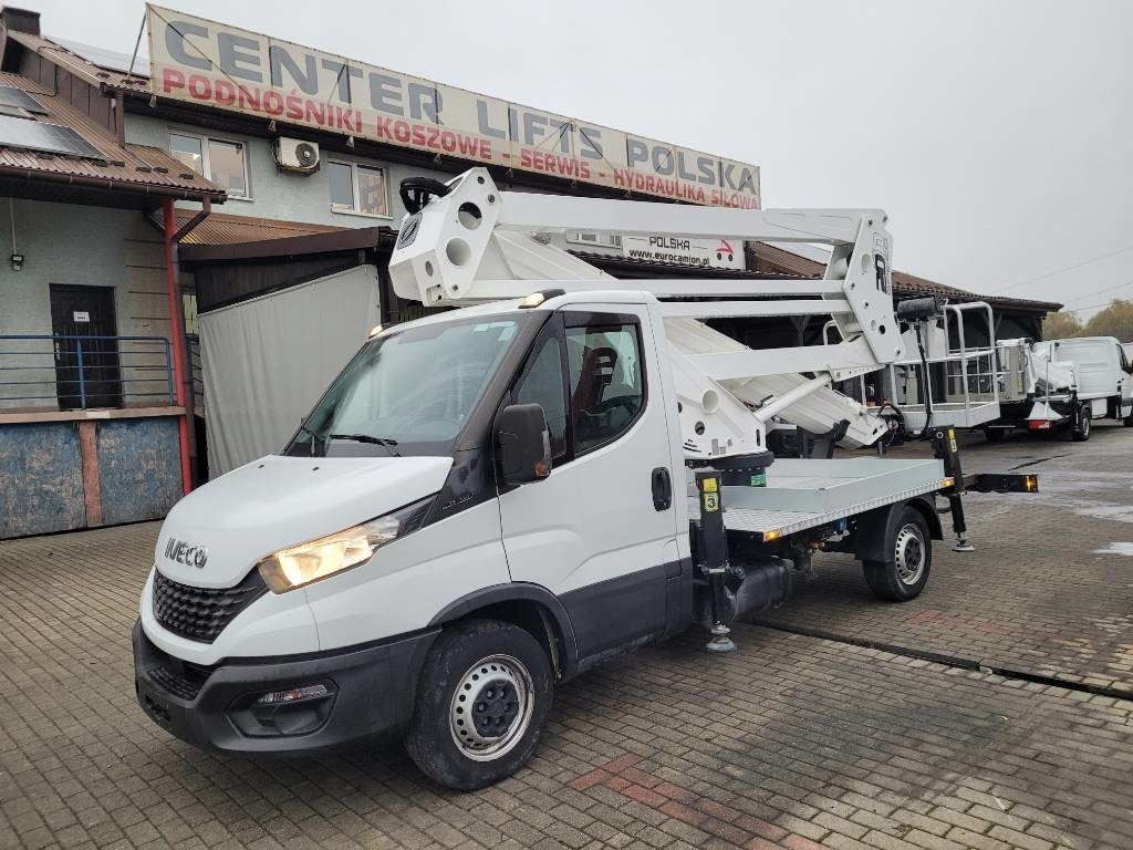 Socage ForSte 20D SPEED - 20m Iveco 35S14 - bucket truck - Грузовик с подъемником: фото 1 Socage ForSte 20D SPEED - 20m Iveco 35S14 - bucket truck - Грузовик с подъемником: фото 1