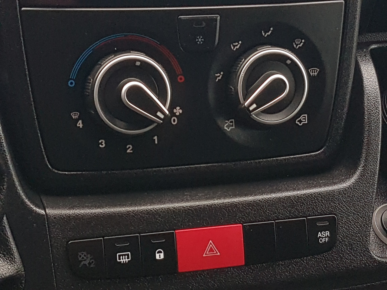 Грузопассажирский фургон CITROEN JUMPER 6 OSÓB DUCATO BOXER KLIMA BRYGADÓWKA DŁUGI WYSOKI: фото 36