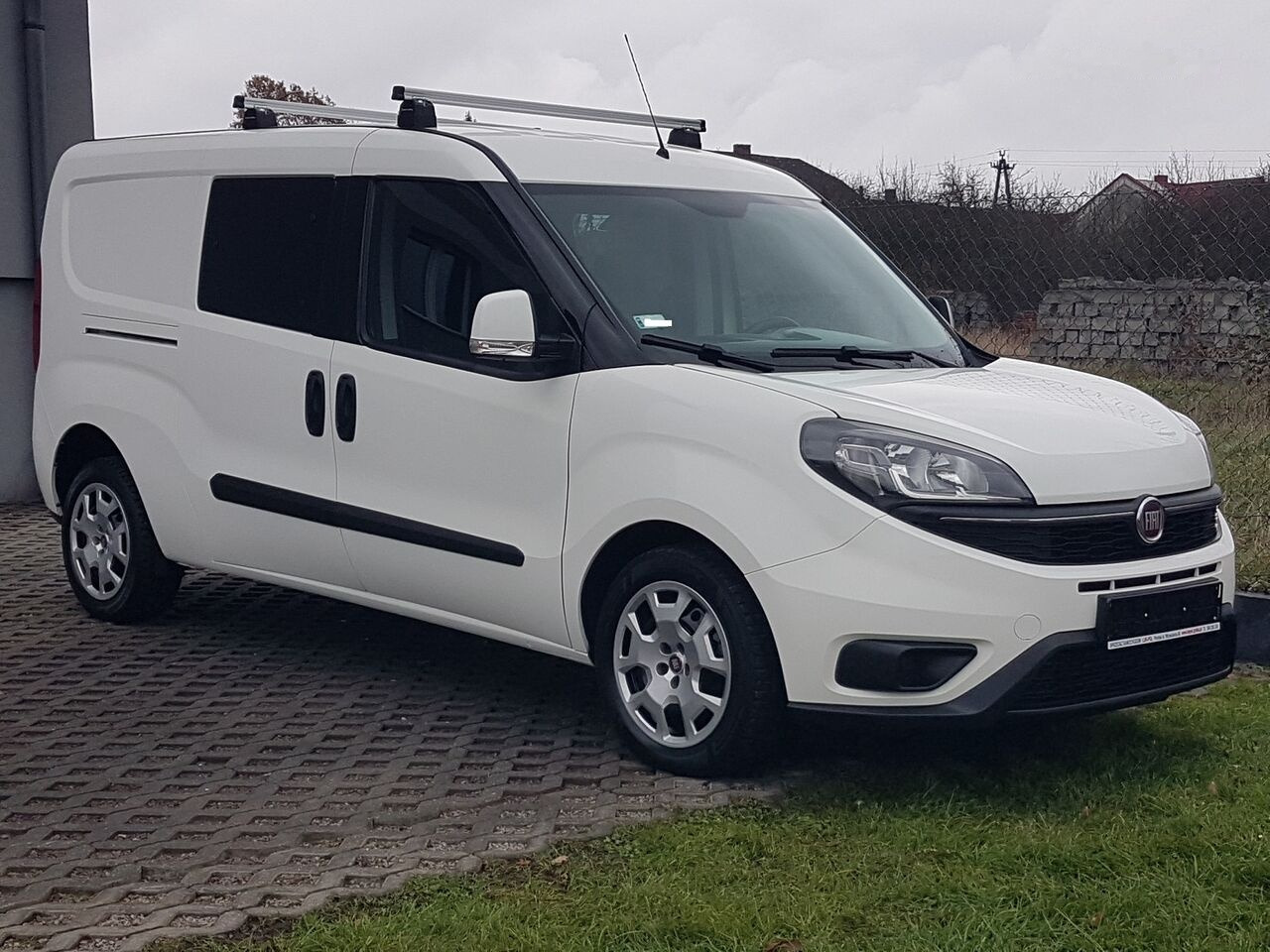 Грузопассажирский фургон FIAT DOBLO MAXI 5-OSÓB DŁUGI KLIMA 6-BIEGÓW MANUAL: фото 1