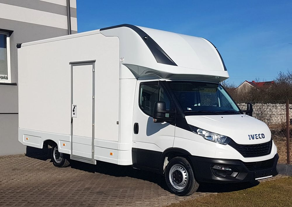 Iveco DAILY KONTENER NISKOPODŁOGOWY 4,43x2,23x2,42 SKLEP BAR FOODTRUCK KAMPER KLIMA - Фургон с закрытым кузовом: фото 1 Iveco DAILY KONTENER NISKOPODŁOGOWY 4,43x2,23x2,42 SKLEP BAR FOODTRUCK KAMPER KLIMA - Фургон с закрытым кузовом: фото 1