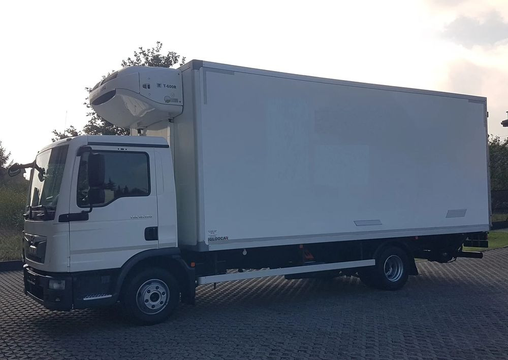 MAN 12.190 TGL WINDA CHŁODNIA 15EP 6,20x2,45x2,39 AGREGAT DMC 11990 KG - Рефрижератор: фото 2 MAN 12.190 TGL WINDA CHŁODNIA 15EP 6,20x2,45x2,39 AGREGAT DMC 11990 KG - Рефрижератор: фото 2