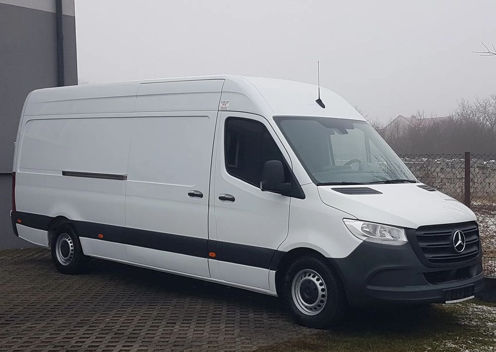 Mercedes-Benz SPRINTER MAXI CHŁODNIA AGREGAT 2 KOMORY GRZANIE KLIMA IZOTERMA MANUAL - Фургон-рефрижератор: фото 1 Mercedes-Benz SPRINTER MAXI CHŁODNIA AGREGAT 2 KOMORY GRZANIE KLIMA IZOTERMA MANUAL - Фургон-рефрижератор: фото 1
