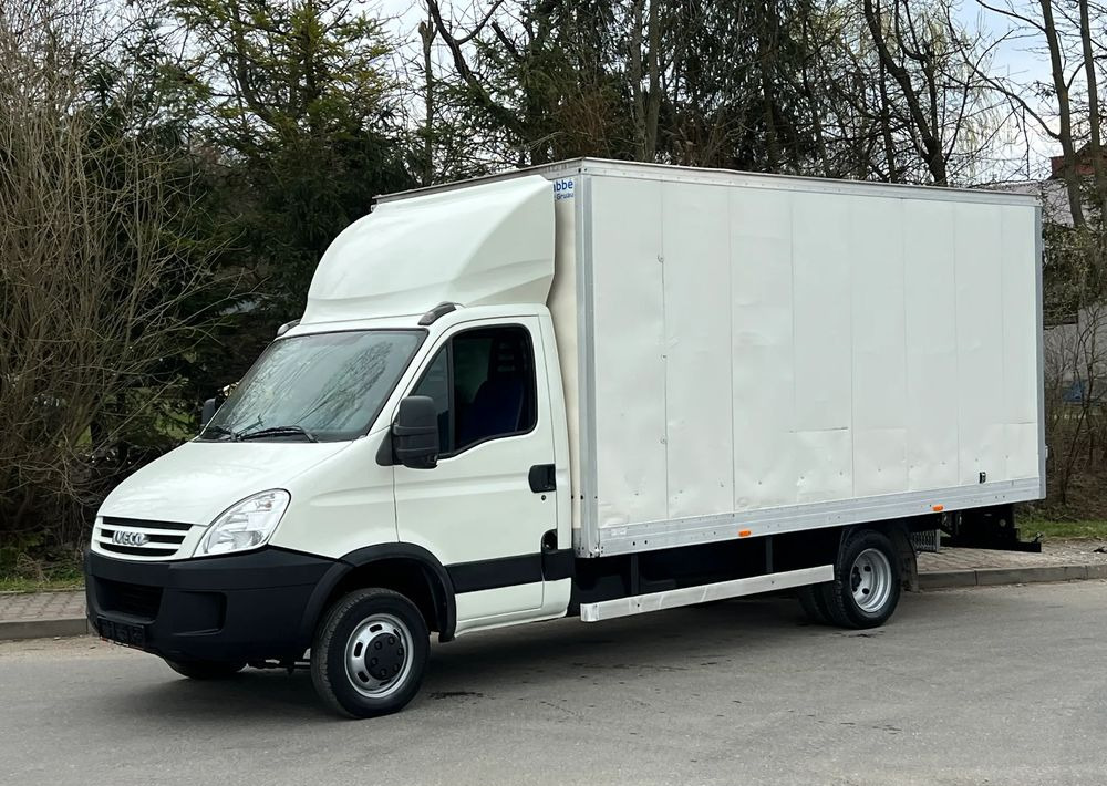 Iveco * IVECO DAILY 50C15 Kontener Izoterma Bardzo Dobry Stan - Фургон с закрытым кузовом: фото 1 Iveco * IVECO DAILY 50C15 Kontener Izoterma Bardzo Dobry Stan - Фургон с закрытым кузовом: фото 1