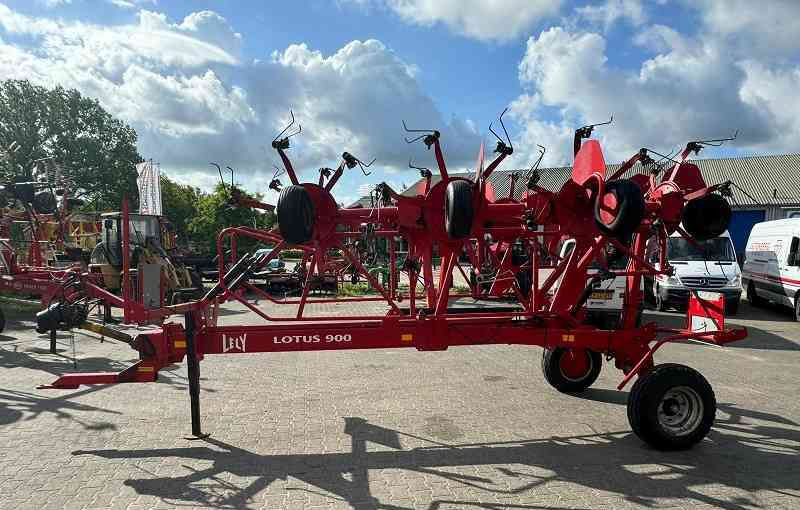 Lely Lotus 900 - Сеноворошилка: фото 1