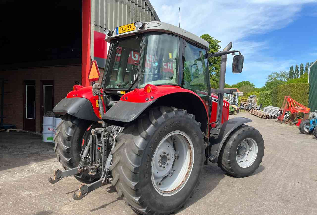 Massey Ferguson 5435 Dyna-4 Tractoren - Трактор: фото 4 Massey Ferguson 5435 Dyna-4 Tractoren - Трактор: фото 4