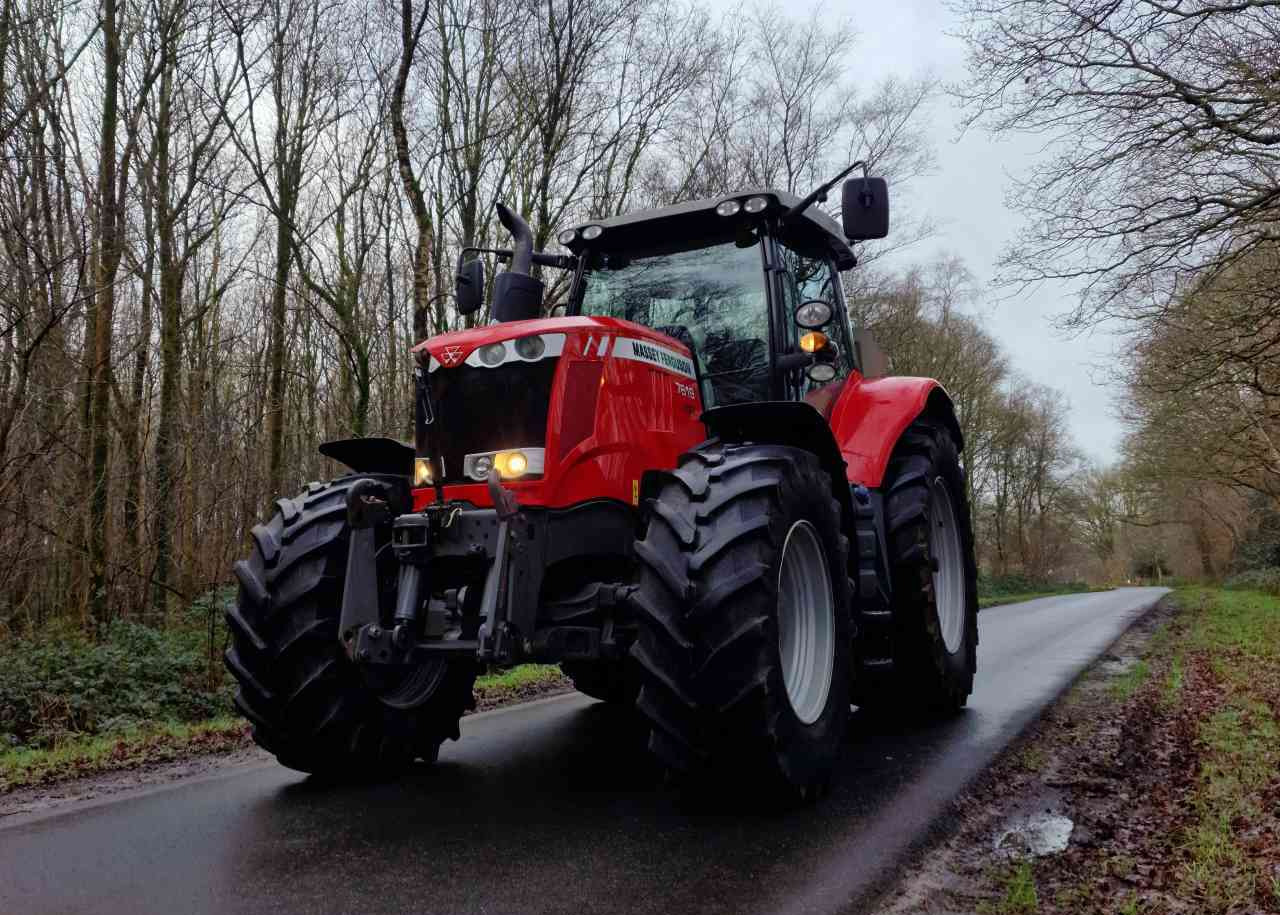 Massey Ferguson 7619 Dyna-6 - Трактор: фото 1 Massey Ferguson 7619 Dyna-6 - Трактор: фото 1
