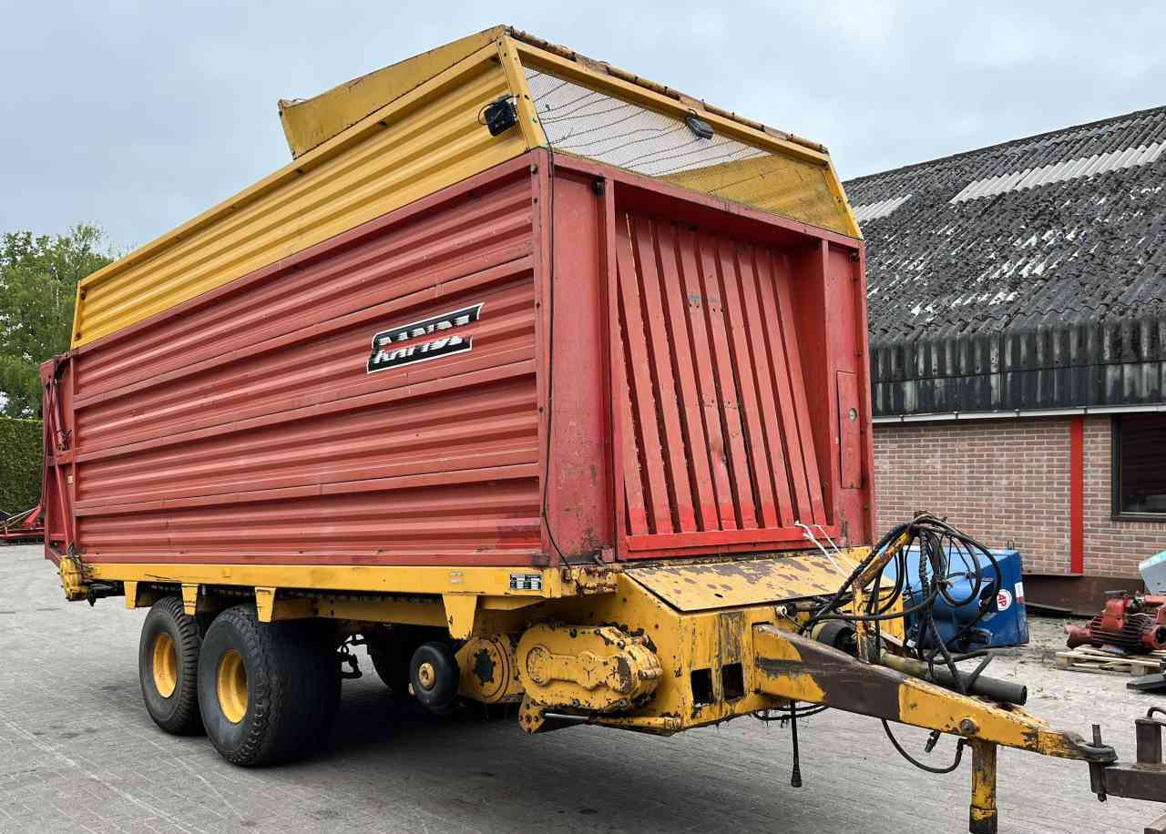 Schuitemaker Rapide 100 Ladewagen/Opraapwagen Weidebouwmachines - Самозагружающийся прицеп: фото 1 Schuitemaker Rapide 100 Ladewagen/Opraapwagen Weidebouwmachines - Самозагружающийся прицеп: фото 1