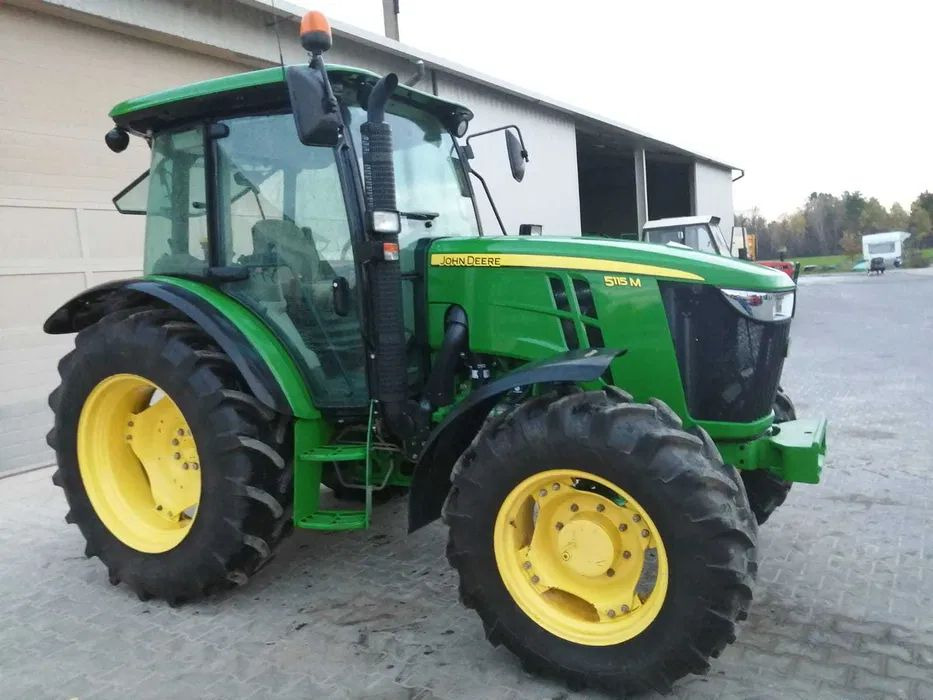 Ciągnik JOHN DEERE 5115M - Трактор: фото 4 Ciągnik JOHN DEERE 5115M - Трактор: фото 4