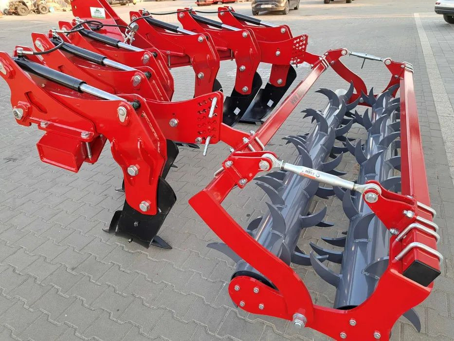 Głębosz AMJ Agro 6 łap non-stop hydrauliczne zabezpieczenie LEASING - Глубокорыхлитель: фото 1 Głębosz AMJ Agro 6 łap non-stop hydrauliczne zabezpieczenie LEASING - Глубокорыхлитель: фото 1