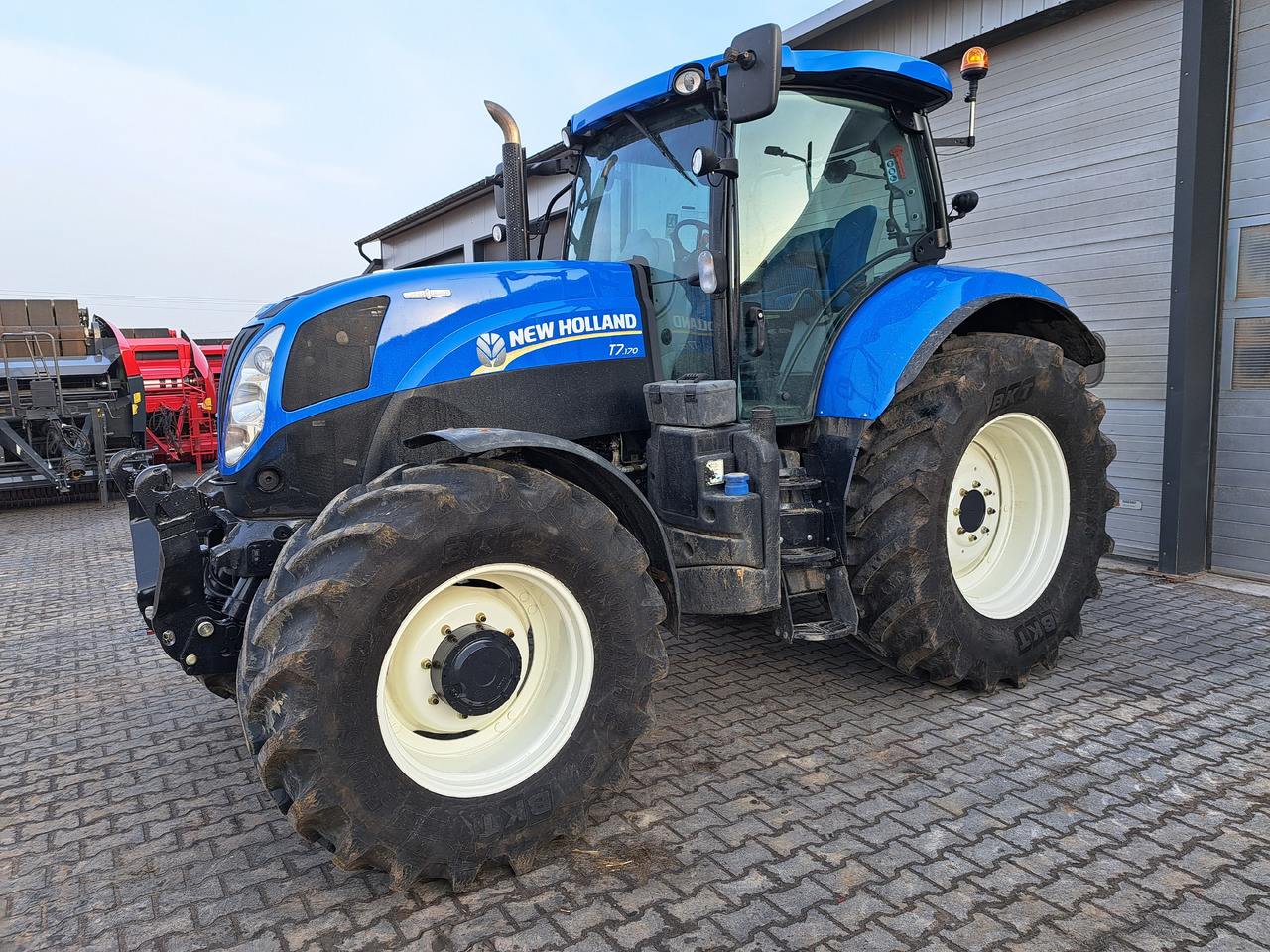 New Holland T7 170 - Трактор: фото 1