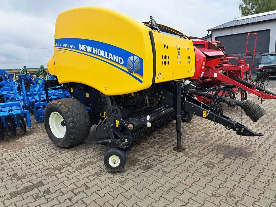 New holland ROLL-BELT 150 cropcutter - Пресс-подборщик рулонный: фото 1