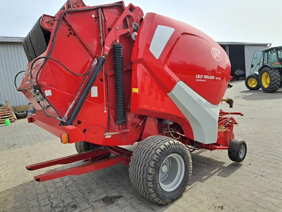 Welger Lely rp 445 - Пресс-подборщик рулонный: фото 1