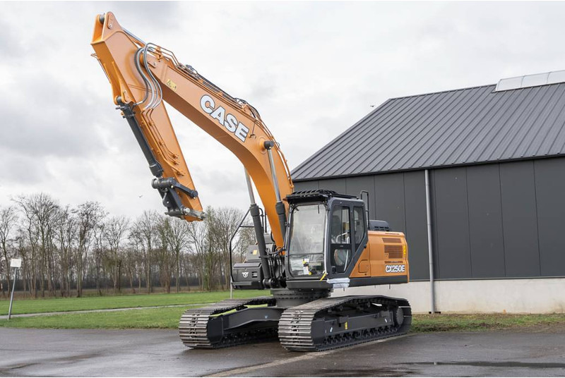 Case CX 250E - Гусеничный экскаватор: фото 1