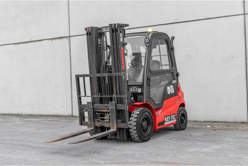 Manitou MI 25 D - Дизельный погрузчик: фото 1