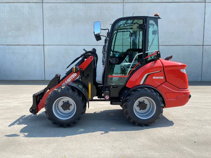 Manitou MLA4-50H - Компактный фронтальный погрузчик: фото 1 Manitou MLA4-50H - Компактный фронтальный погрузчик: фото 1