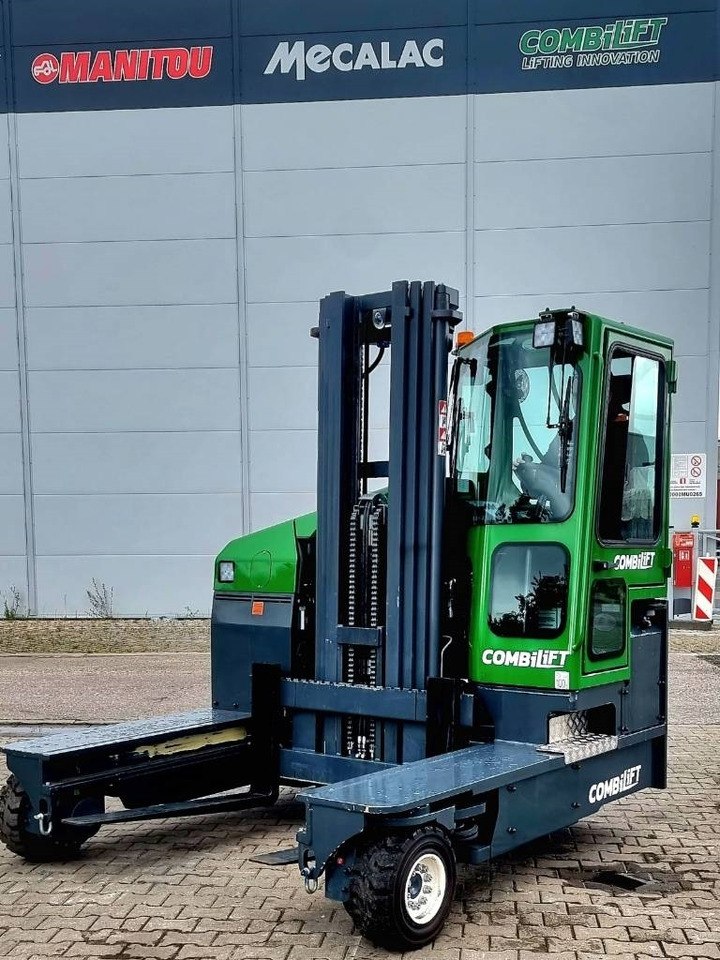 Combilift C 4000 MK4 DIESEL - Четырехсторонний погрузчик: фото 1 Combilift C 4000 MK4 DIESEL - Четырехсторонний погрузчик: фото 1