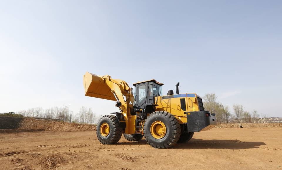 NEW CAT Caterpillar 7 TON Loader Warranty up to 10 YEARS НОВА Копарка CAT Caterpillar 7 ТОН Гарантія до 10 РОКІВ NOWA Ładowarka CAT Caterpillar 7 TON Gwarancja do 10 LAT - Экскаватор-погрузчик: фото 1