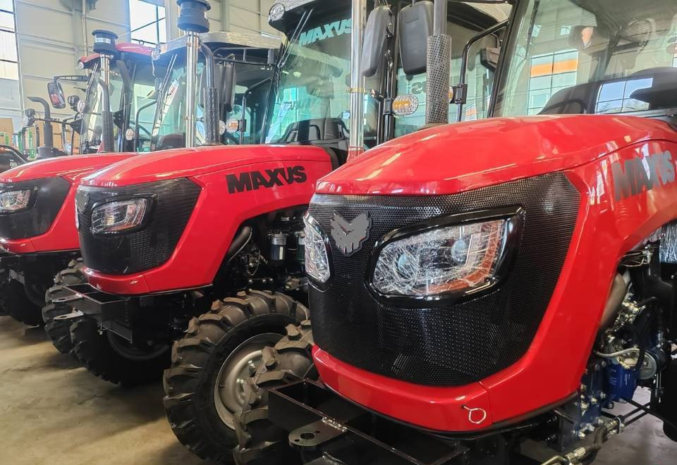 NEW MAXUS 50 HP 4x4 Tractor Euro 5 Warranty up to 10 YEARS НОВИЙ MAXUS 50 К.с. 4x4 Трактор Euro 5 Гарантія до 10 РОКІВ NOWY MAXUS 50 KM 4x4 Ciągnik Euro 5 Gwarancja do 10 LAT - Трактор: фото 1