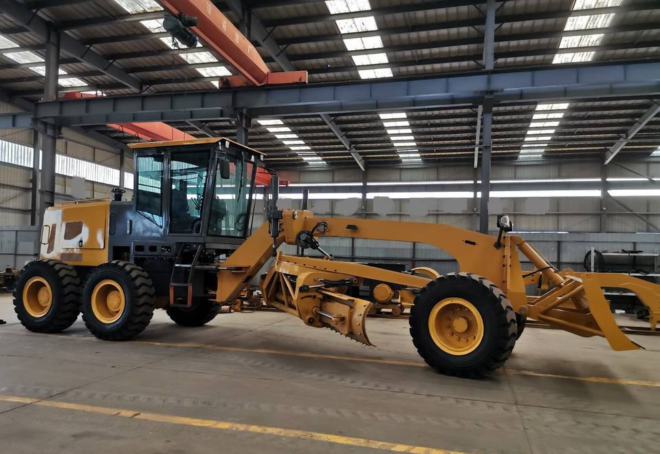 NEW MAXUS Cummins Road Grader Warranty up to 10 Years  НОВА дорожня рівнялка MAXUS Cummins Гарантія до 10 Років  NOWA równiarka drogowa MAXUS Cummins Gwarancja do 10 LAT в лизинг NEW MAXUS Cummins Road Grader Warranty up to 10 Years  НОВА дорожня рівнялка MAXUS Cummins Гарантія до 10 Років  NOWA równiarka drogowa MAXUS Cummins Gwarancja do 10 LAT: фото 6