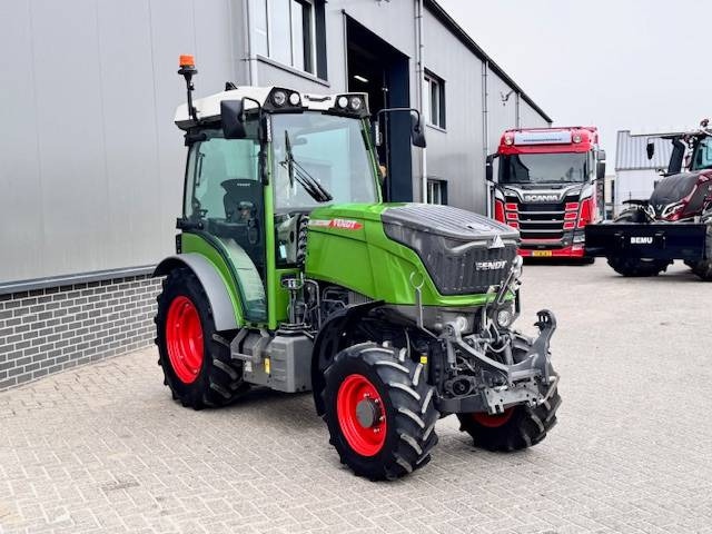 Fendt 209v Vario Gen3, Profi Plus, 210v, 211v - Трактор: фото 2 Fendt 209v Vario Gen3, Profi Plus, 210v, 211v - Трактор: фото 2